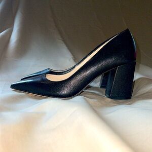 Vince Camuto | Women's Frittam Black Pump | Size 7.5